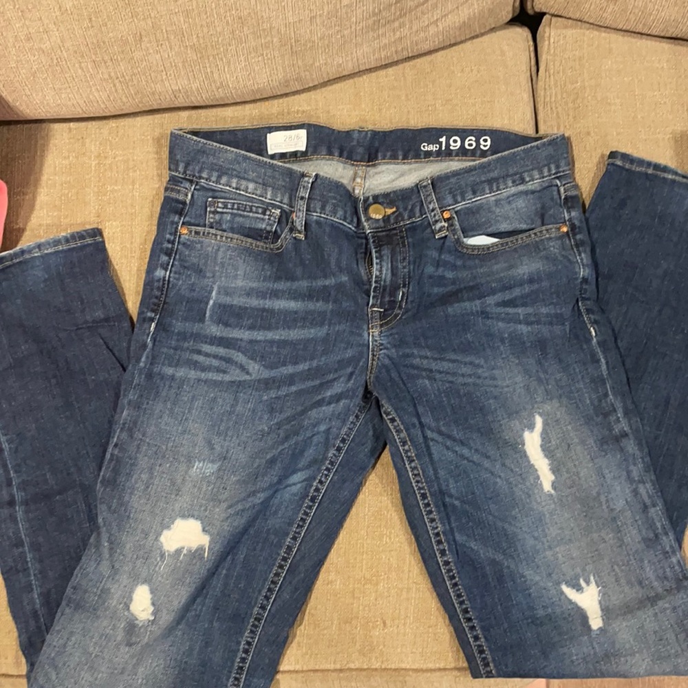 GAP 28/6R Real Straight destressed jeans